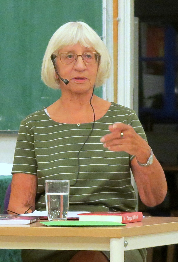 Louise Nielsen i gang med sit foredrag. Foto: F.P.